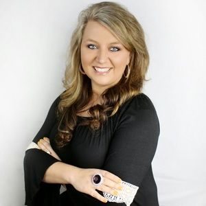 Meet your Posher, Beverly